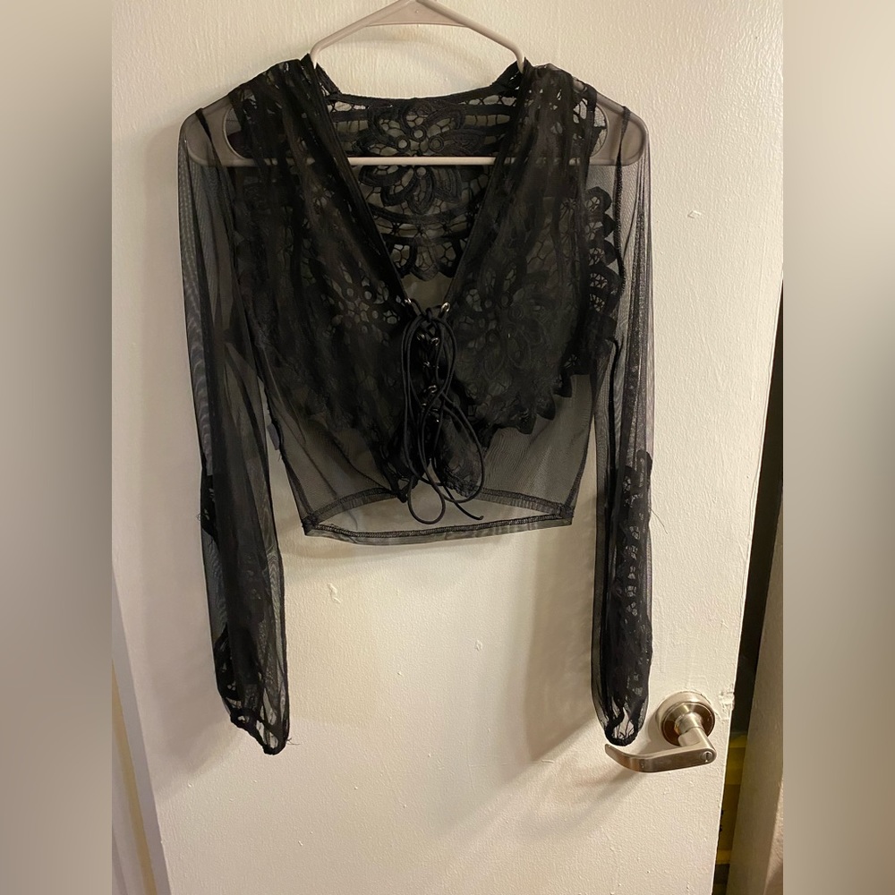 SHEIN | Size Small | Black Long Sleeve mesh crop top